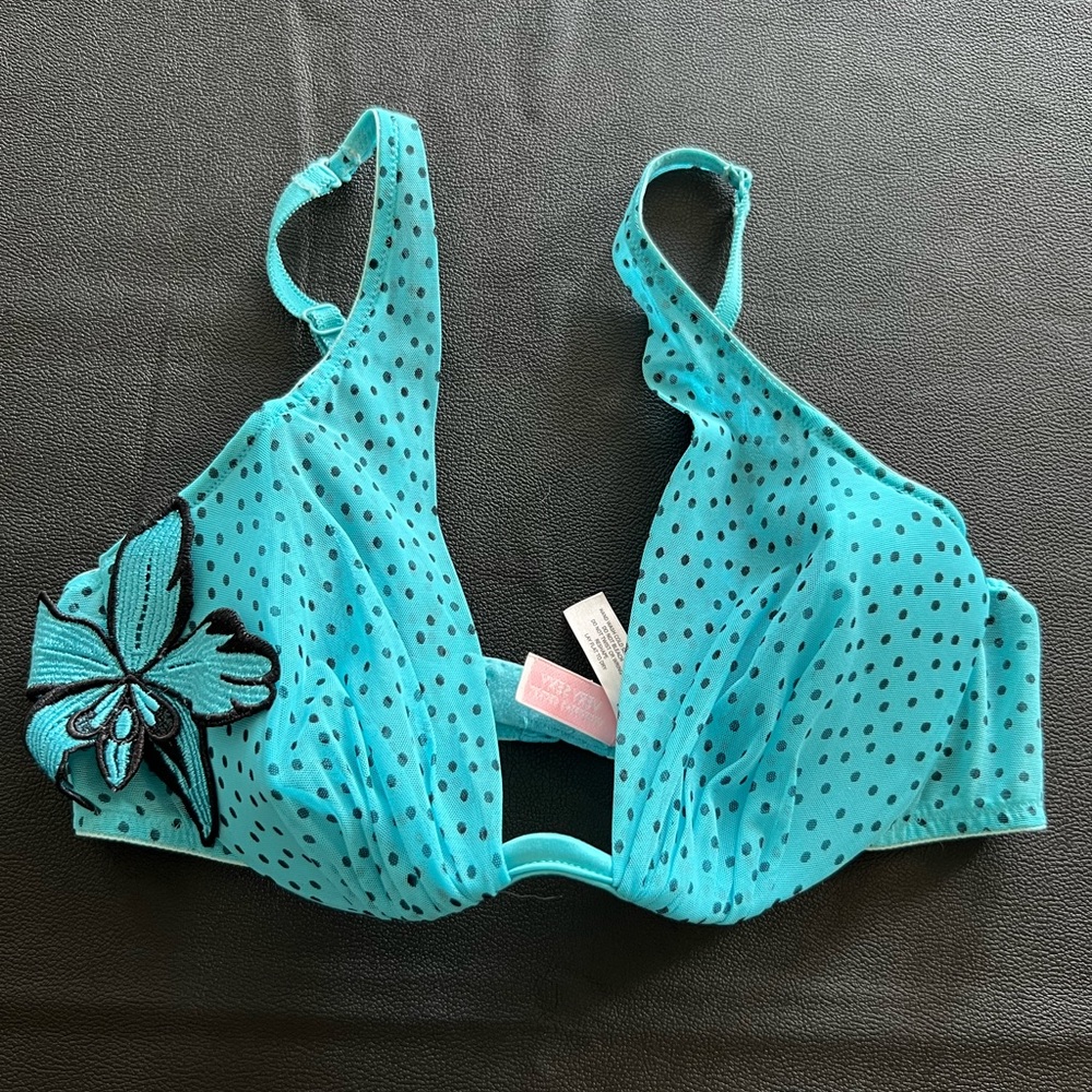 Victoria’s Secret Unlined Bra